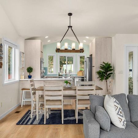 @ Marbella Lane - Wave House, Your Oceanfront Retreat! Oak Harbor Exteriör bild