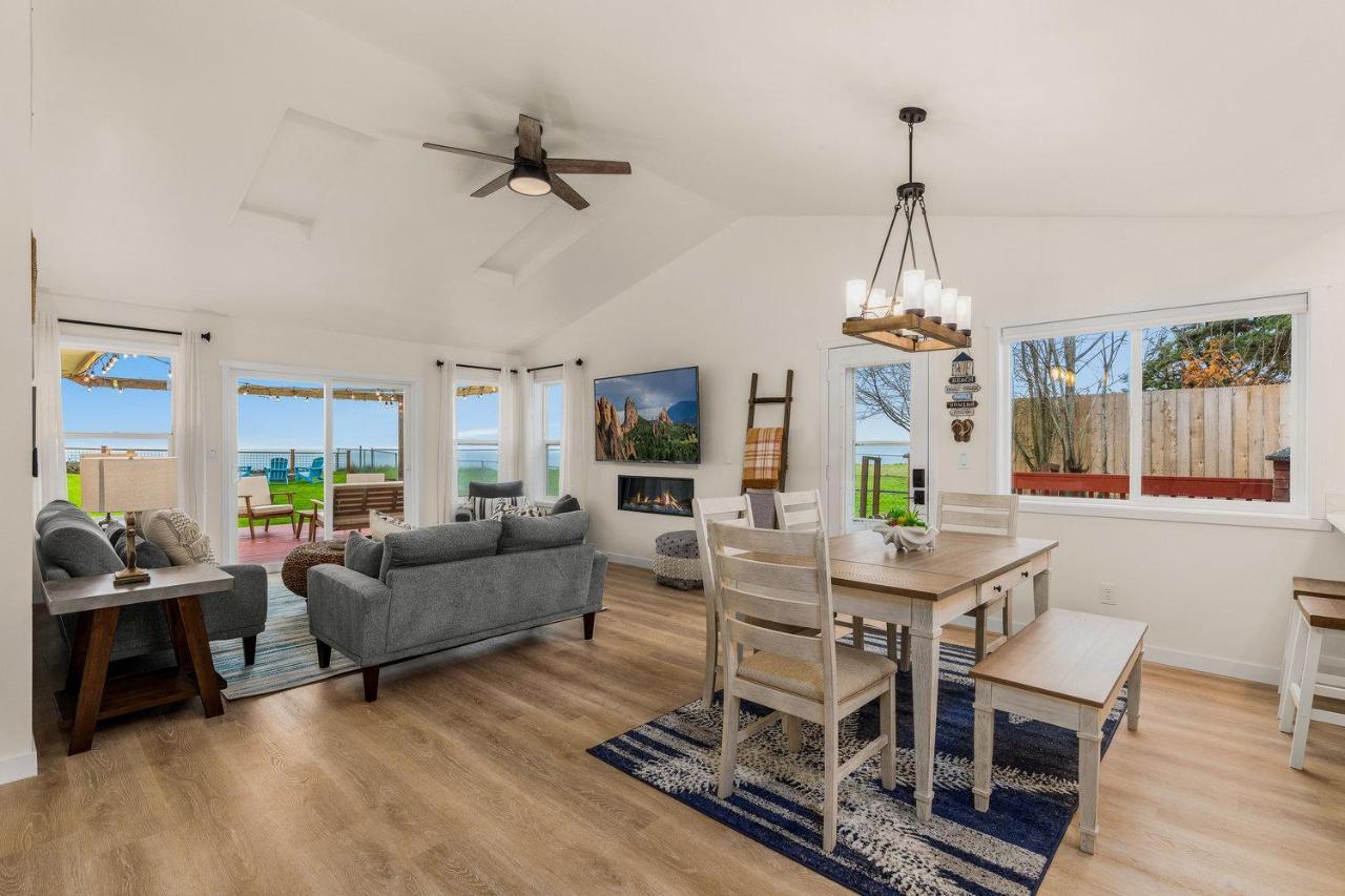 @ Marbella Lane - Wave House, Your Oceanfront Retreat! Oak Harbor Exteriör bild