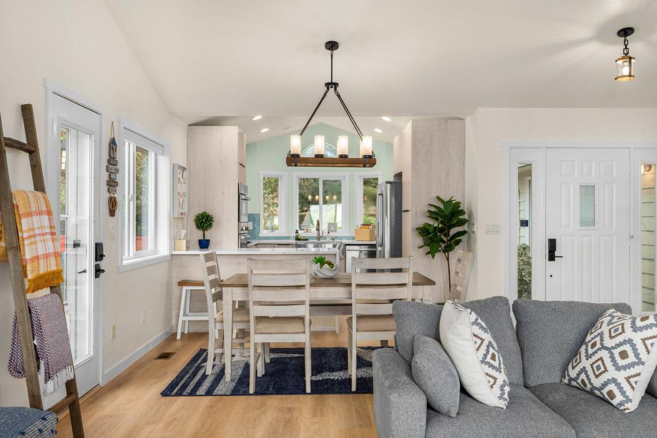 @ Marbella Lane - Wave House, Your Oceanfront Retreat! Oak Harbor Exteriör bild