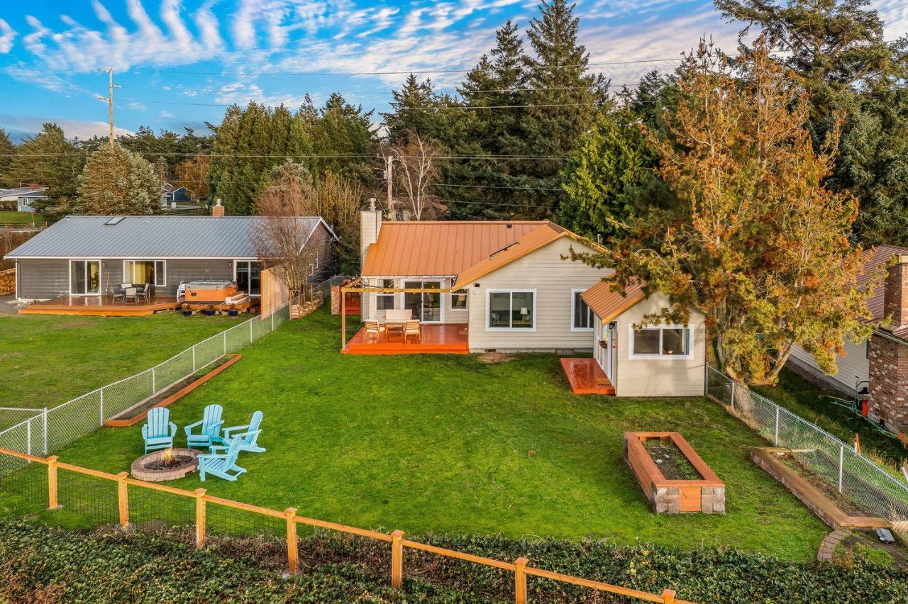 @ Marbella Lane - Wave House, Your Oceanfront Retreat! Oak Harbor Exteriör bild