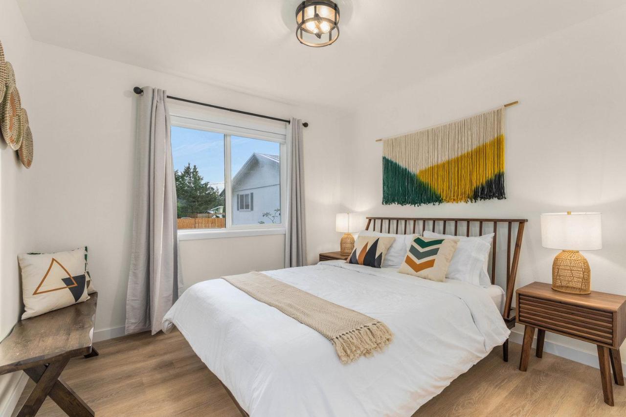 @ Marbella Lane - Wave House, Your Oceanfront Retreat! Oak Harbor Exteriör bild