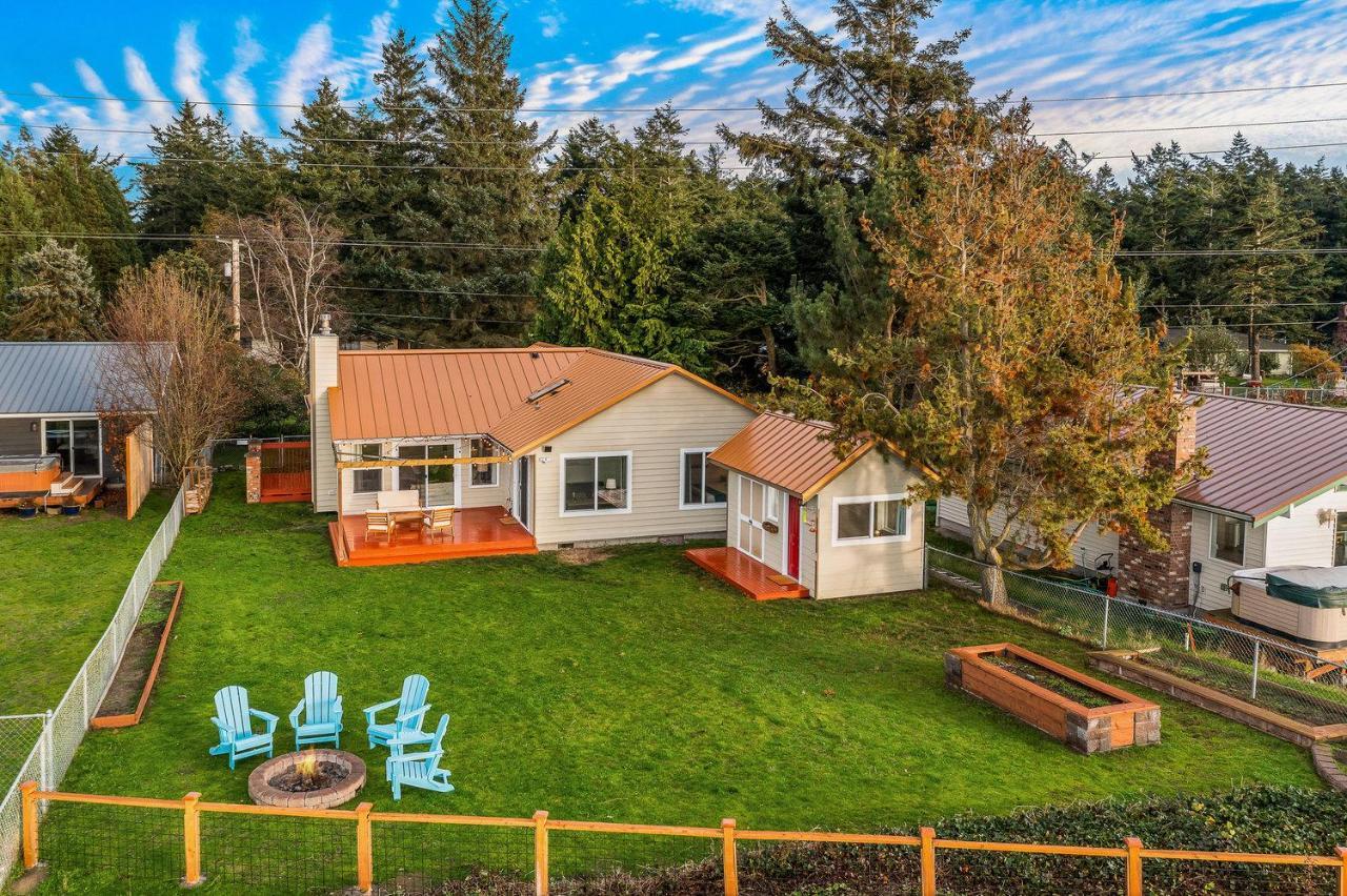 @ Marbella Lane - Wave House, Your Oceanfront Retreat! Oak Harbor Exteriör bild
